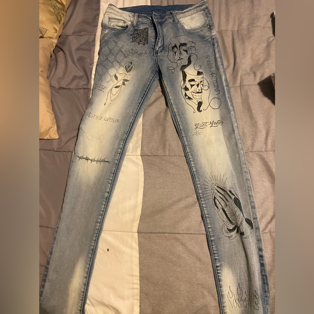 MNML. LA Jeans